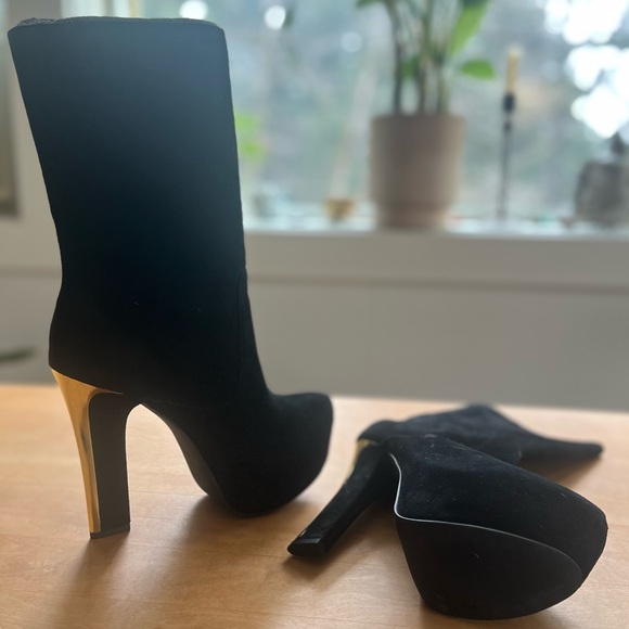 Theyskens’ Theory Suede Platform Boots with Gold Heel - Picture 7 of 9